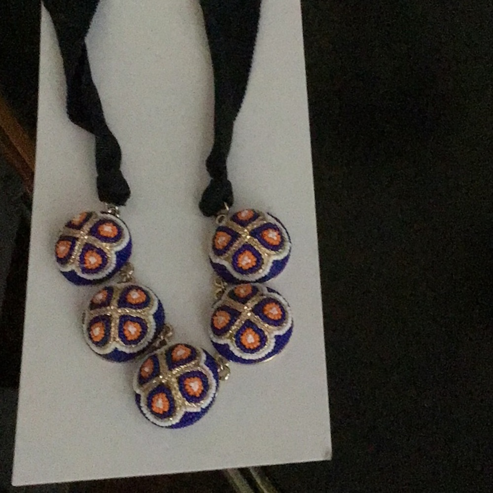 Necklace - Picture 5 of 7